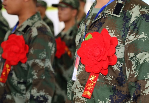 石家莊東華鐵路學(xué)校學(xué)生去當(dāng)兵保留學(xué)籍嗎？