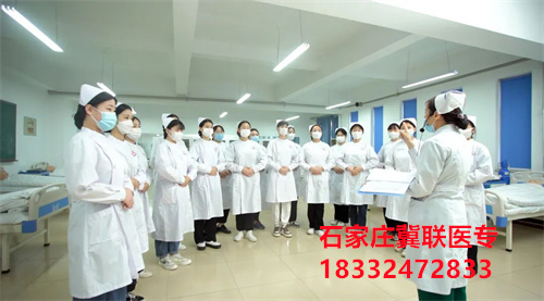 初中學(xué)醫(yī)護(hù)專業(yè)上3+3好還是3+2好？